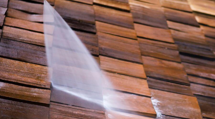 Professional gutter cleaning in Windsor, CO